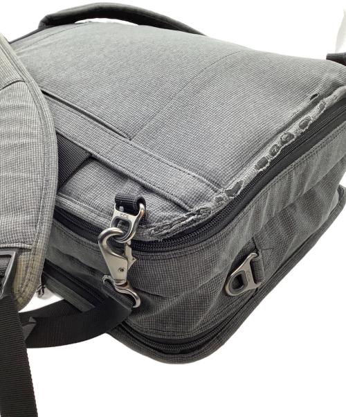 TUMI（トゥミ）TUMI (トゥミ) ビジネスバッグ グレーの古着・服飾アイテム