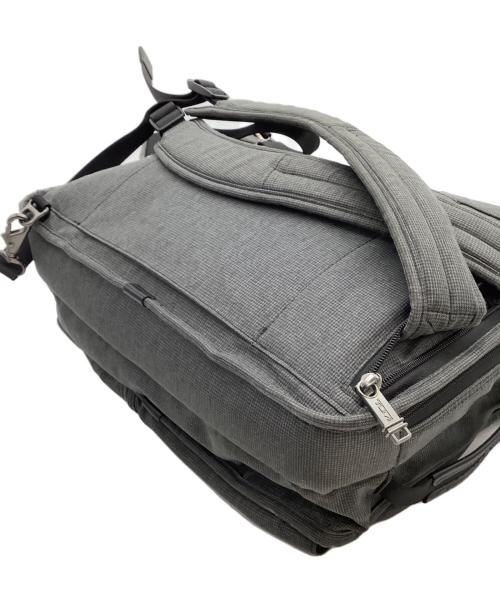 TUMI（トゥミ）TUMI (トゥミ) ビジネスバッグ グレーの古着・服飾アイテム