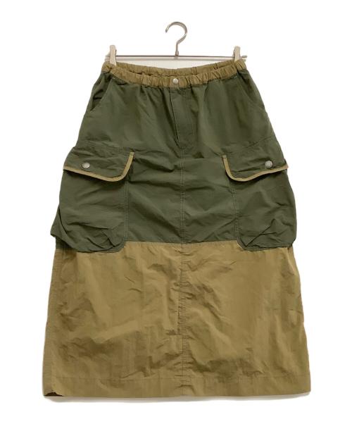 and wander（アンドワンダー）and wander (アンドワンダー) ナイロンスカート ベージュ×カーキ サイズ:Mの古着・服飾アイテム