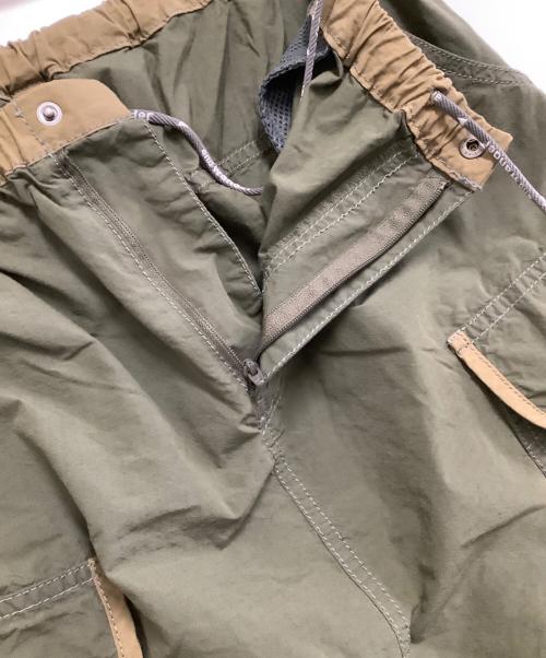 and wander（アンドワンダー）and wander (アンドワンダー) ナイロンスカート ベージュ×カーキ サイズ:Mの古着・服飾アイテム