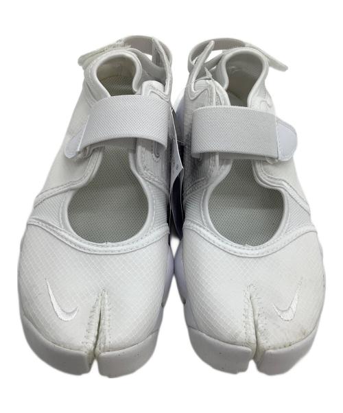 NIKE（ナイキ）NIKE (ナイキ) サンダル ホワイト サイズ:25の古着・服飾アイテム
