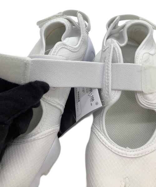 NIKE（ナイキ）NIKE (ナイキ) サンダル ホワイト サイズ:25の古着・服飾アイテム