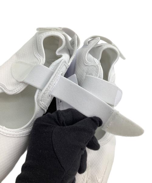 NIKE（ナイキ）NIKE (ナイキ) サンダル ホワイト サイズ:25の古着・服飾アイテム