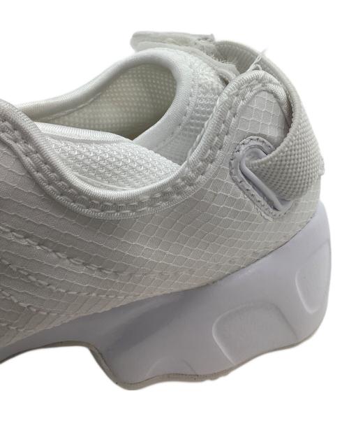NIKE（ナイキ）NIKE (ナイキ) サンダル ホワイト サイズ:25の古着・服飾アイテム