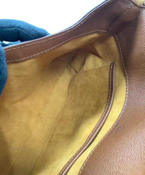 LOUIS VUITTON（ルイ ヴィトン）LOUIS VUITTON (ルイ ヴィトン) ショルダーバッグ　モノグラム　ミュゼットタンゴ ショートストラップ　 ブラウンの古着・服飾アイテム