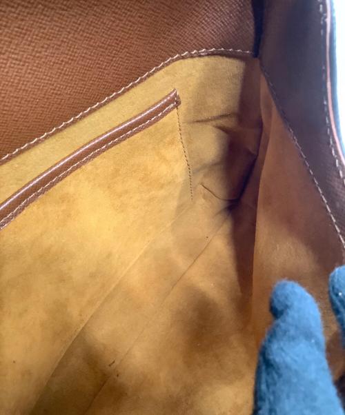 LOUIS VUITTON（ルイ ヴィトン）LOUIS VUITTON (ルイ ヴィトン) ショルダーバッグ　モノグラム　ミュゼットタンゴ ショートストラップ　 ブラウンの古着・服飾アイテム