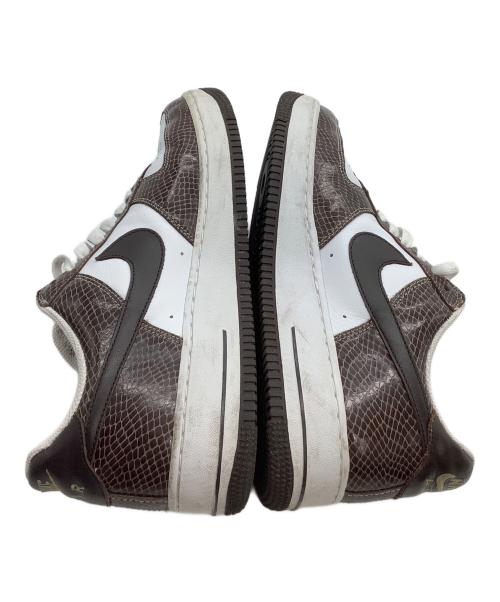 NIKE（ナイキ）NIKE (ナイキ) ローカットスニーカー　Nike AIR FORCE 1 茶蛇 ホワイト×ブラウン サイズ:27の古着・服飾アイテム