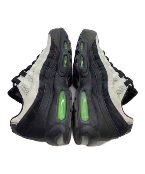 NIKE（ナイキ）NIKE (ナイキ) ローカットスニーカー　	Nike Air Max 95 Essential 'Antifreeze' ブラック×ホワイト サイズ:27.5の古着・服飾アイテム