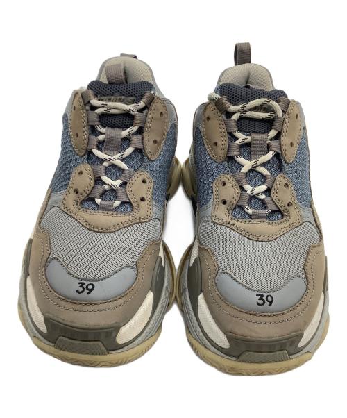 BALENCIAGA（バレンシアガ）BALENCIAGA (バレンシアガ) スニーカー　triple S グレー×ベージュ サイズ:26の古着・服飾アイテム