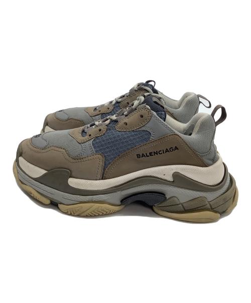 BALENCIAGA（バレンシアガ）BALENCIAGA (バレンシアガ) スニーカー　triple S グレー×ベージュ サイズ:26の古着・服飾アイテム
