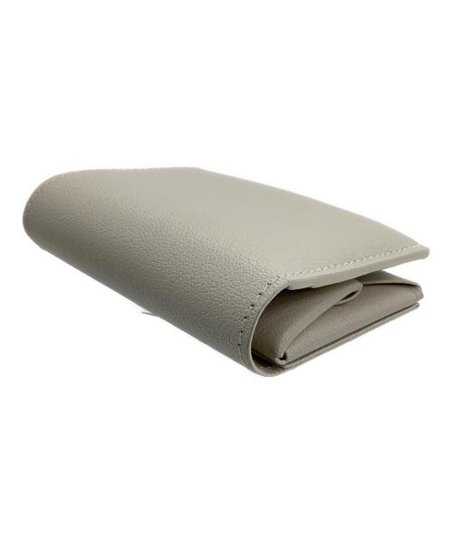 MOLINI（モリニ）MOLINI (モリニ) ケース Bifold Compact Wallet ベージュの古着・服飾アイテム