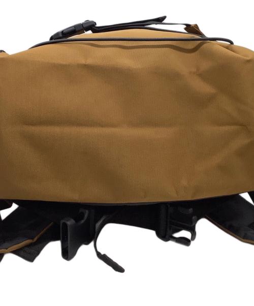 Carhartt WIP（カーハート ワーク イン プログレス）Carhartt WIP (カーハート ワーク イン プログレス) リュック KICKFLIP BACKPACK ブラウン 未使用品の古着・服飾アイテム