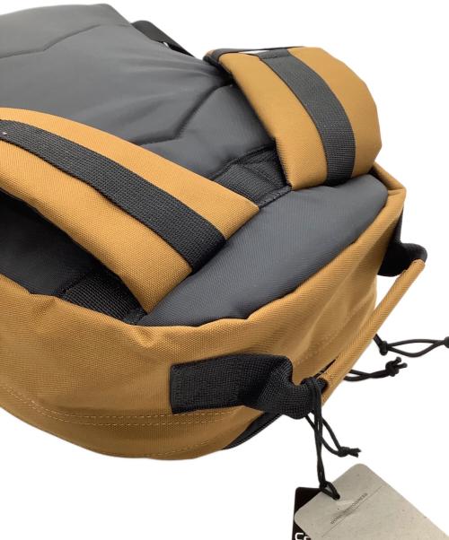 Carhartt WIP（カーハート ワーク イン プログレス）Carhartt WIP (カーハート ワーク イン プログレス) リュック KICKFLIP BACKPACK ブラウン 未使用品の古着・服飾アイテム