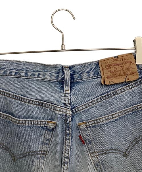 LEVI'S（リーバイス）LEVI'S (リーバイス) 501デニムパンツ　ボタン裏295 インディゴ サイズ:W31×L32の古着・服飾アイテム