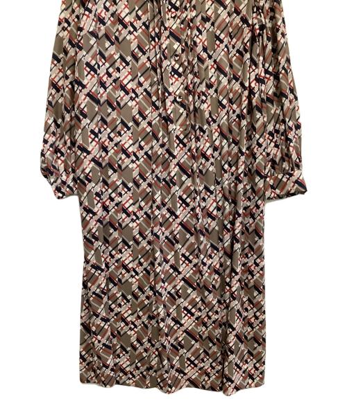 Leilian（レリアン）Leilian (レリアン) 長袖ワンピース ベージュ サイズ:11の古着・服飾アイテム