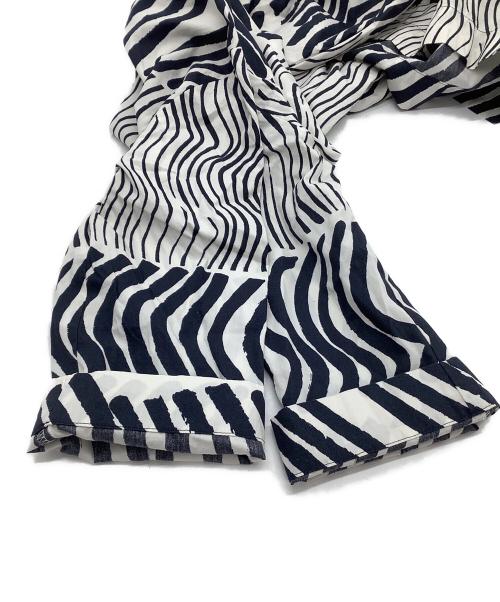 marimekko（マリメッコ）marimekko (マリメッコ) 半袖ワンピース ホワイト×ネイビー サイズ:38の古着・服飾アイテム