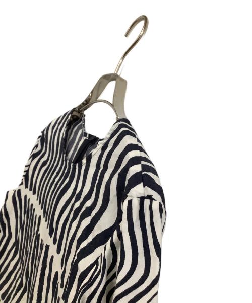 marimekko（マリメッコ）marimekko (マリメッコ) 半袖ワンピース ホワイト×ネイビー サイズ:38の古着・服飾アイテム