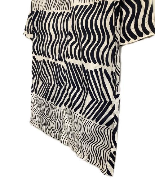 marimekko（マリメッコ）marimekko (マリメッコ) 半袖ワンピース ホワイト×ネイビー サイズ:38の古着・服飾アイテム