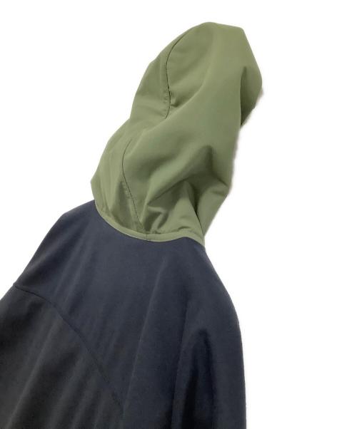 Columbia（コロンビア）Columbia (コロンビア) プルオーバーパーカー グリーン×ブルー サイズ:Sの古着・服飾アイテム