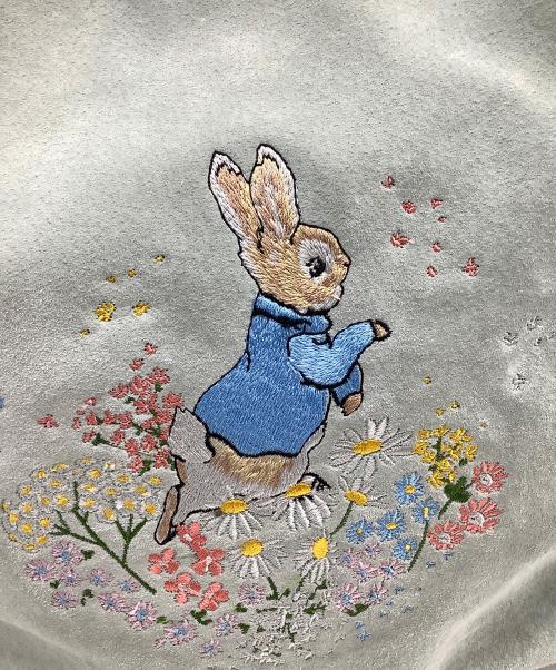 Peter Rabbit（ピーターラビット）Peter Rabbit (ピーターラビット) トートバッグ 	スウィートブロッサム グレーの古着・服飾アイテム