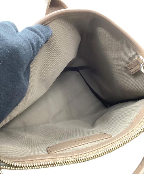 FURLA（フルラ）FURLA (フルラ) 2WAYバッグ DIVIDE IT ベージュの古着・服飾アイテム