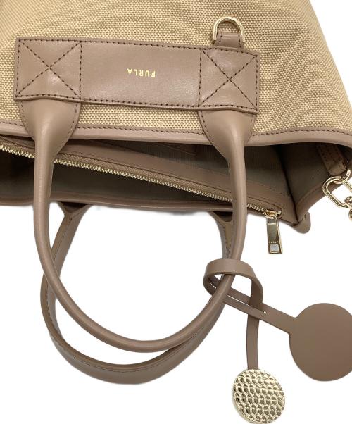 FURLA（フルラ）FURLA (フルラ) 2WAYバッグ DIVIDE IT ベージュの古着・服飾アイテム
