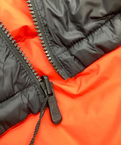 FIRST DOWN（ファーストダウン）FIRST DOWN (ファーストダウン) リバーシブルダウンジャケット レッド×ブラック サイズ:Mの古着・服飾アイテム
