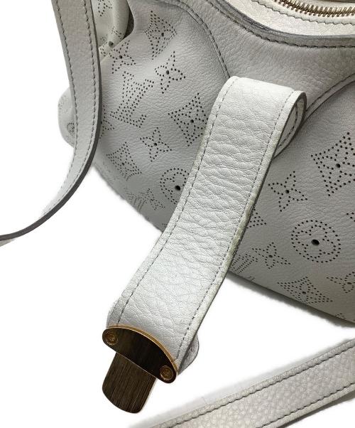 LOUIS VUITTON（ルイ ヴィトン）LOUIS VUITTON (ルイ ヴィトン) ショルダーバッグ　モノグラム　マヒナ ホワイトの古着・服飾アイテム