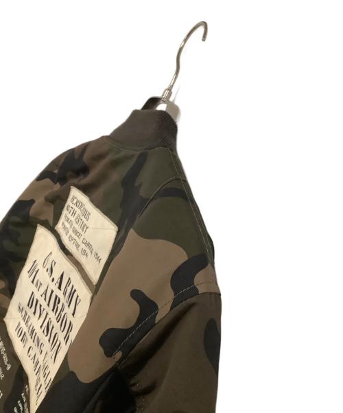 AVIREX（アヴィレックス）AVIREX (アヴィレックス) MA-1ジャケット　迷彩 カーキ サイズ:2XLの古着・服飾アイテム