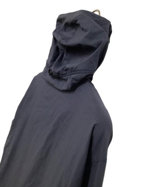 ARC'TERYX（アークテリクス）ARC'TERYX (アークテリクス) ナイロンジャケット　SQUAMISH HOODY ネイビー サイズ:Mの古着・服飾アイテム