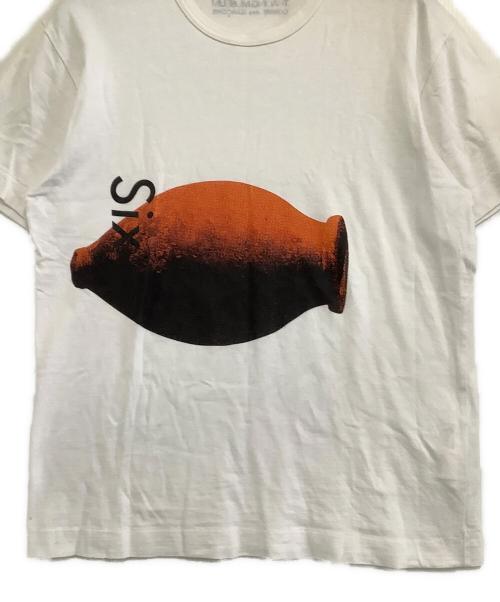TRADING MUSEUM COMME des GARCONS（トレーディングミュージアムコムデギャルソン）TRADING MUSEUM COMME des GARCONS (トレーディングミュージアムコムデギャルソン) 半袖Tシャツ ホワイト×カーキ サイズ:Lの古着・服飾アイテム
