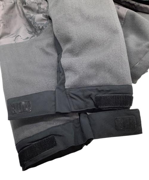 THE NORTH FACE（ザ ノース フェイス）THE NORTH FACE (ザ ノース フェイス) マウンテンパーカー ブラック×グレー サイズ:Mの古着・服飾アイテム