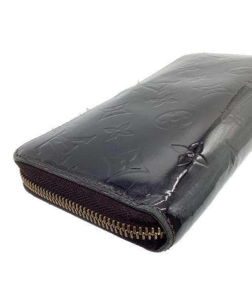 LOUIS VUITTON（ルイ ヴィトン）LOUIS VUITTON (ルイ ヴィトン) ラウンドファスナー財布　ヴェルニ　ジッピー ウォレット アマラントの古着・服飾アイテム