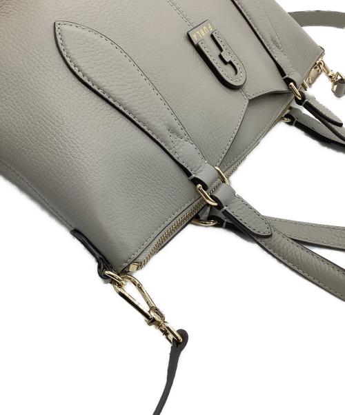 FURLA（フルラ）FURLA (フルラ) 2WAYショルダーバッグ DAFNE SATCHEL ライトグレーの古着・服飾アイテム