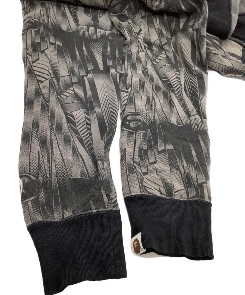 A BATHING APE（アベイシングエイプ）A BATHING APE (アベイシングエイプ) ジップパーカー　SPEED RACER SHARK FULL ZIP HOODIE グレー サイズ:Lの古着・服飾アイテム