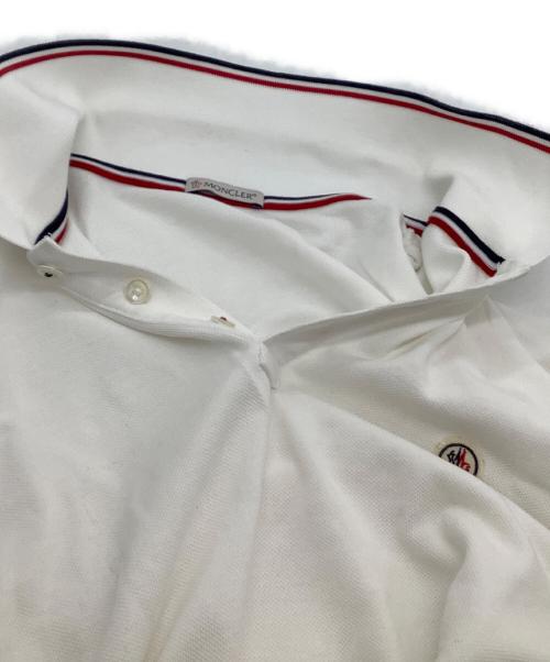 MONCLER（モンクレール）MONCLER (モンクレール) 半袖ポロシャツ ホワイト サイズ:Sの古着・服飾アイテム