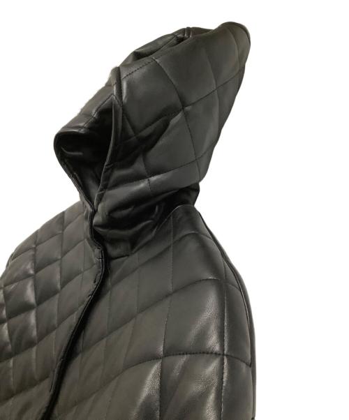 ARMANI EXCHANGE（アルマーニ エクスチェンジ）ARMANI EXCHANGE (アルマーニ エクスチェンジ) レザーライクキルティングブルゾン ブラック サイズ:Lの古着・服飾アイテム