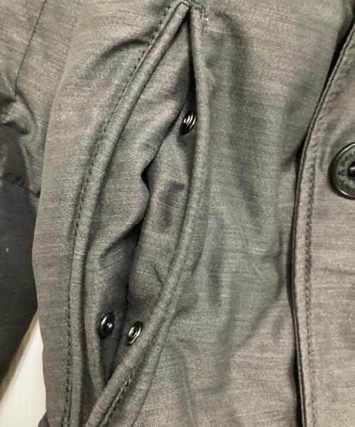 BARNEYS NEWYORK（バーニーズ・ニューヨーク）BARNEYS NEWYORK (バーニーズ・ニューヨーク) PEUTEREY (ピューテリー) ダウンジャケット グレー サイズ:XSの古着・服飾アイテム