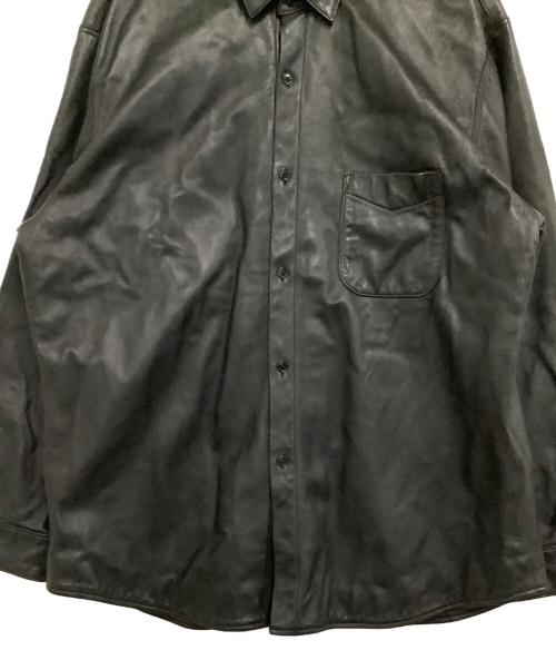 STEVEN ALAN（スティーブンアラン）STEVEN ALAN (スティーブンアラン) 長袖シャツ　SHEEP LEATHER REGULAR COLLAR SHIRT-LOOSE ブラック サイズ:XLの古着・服飾アイテム