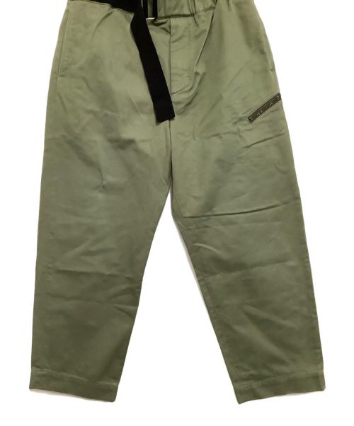 OAMC（オーエーエムシー）OAMC (オーエーエムシー) ベルテッドパンツ　REGS PANT カーキ サイズ:Mの古着・服飾アイテム