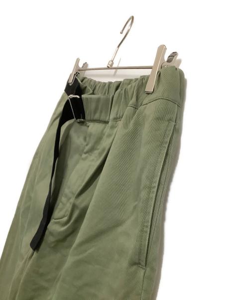 OAMC（オーエーエムシー）OAMC (オーエーエムシー) ベルテッドパンツ　REGS PANT カーキ サイズ:Mの古着・服飾アイテム