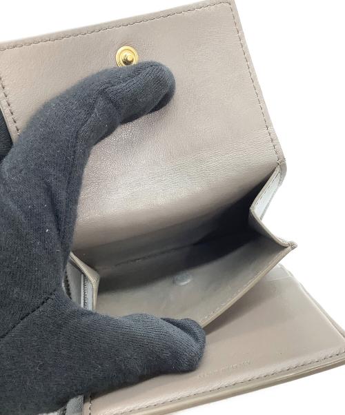 CELINE（セリーヌ）CELINE (セリーヌ) 3つ折り財布 ベージュの古着・服飾アイテム