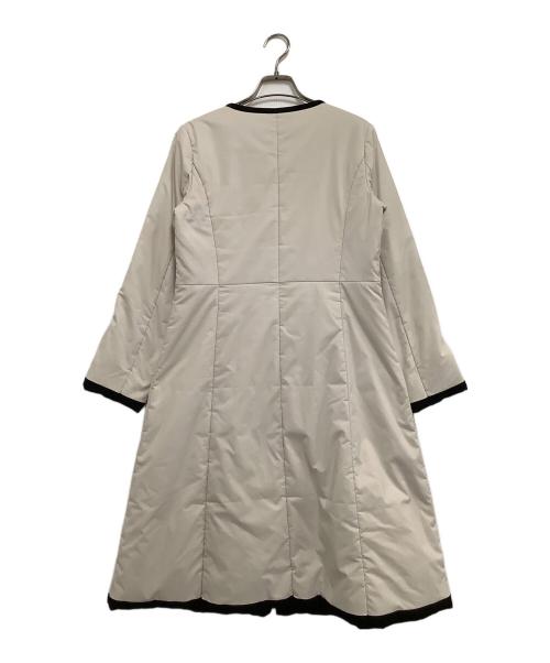 TOCCA（トッカ）TOCCA (トッカ) 中綿コート　	INVERNO	2021 RESORT COLLECTION ベージュ×ブラック サイズ:０の古着・服飾アイテム