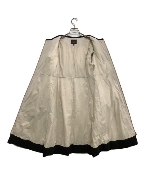 TOCCA（トッカ）TOCCA (トッカ) 中綿コート　	INVERNO	2021 RESORT COLLECTION ベージュ×ブラック サイズ:０の古着・服飾アイテム