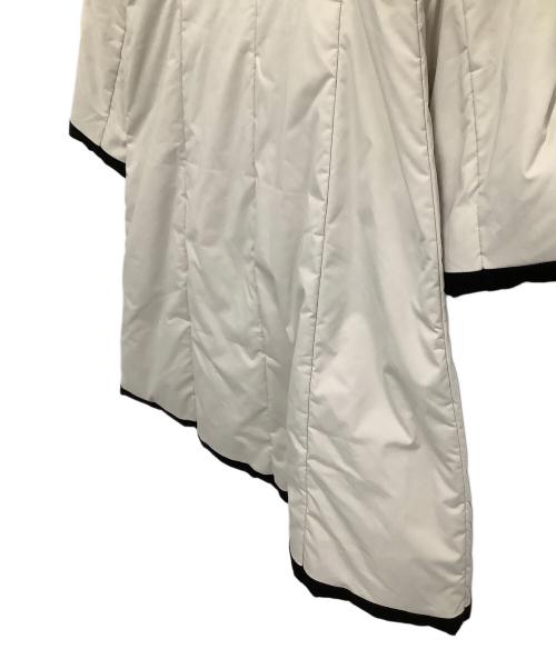 TOCCA（トッカ）TOCCA (トッカ) 中綿コート　	INVERNO	2021 RESORT COLLECTION ベージュ×ブラック サイズ:０の古着・服飾アイテム