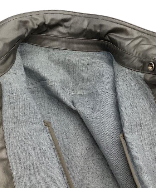 RICK OWENS（リックオウエンス）RICK OWENS (リックオウエンス) コーチジャケット　24SS FOGPOCKET SHIRT JACKET グレー サイズ:46の古着・服飾アイテム