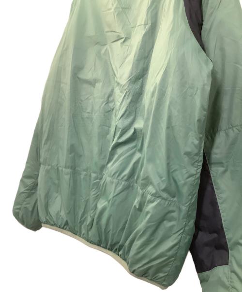 PALACE（パレス）PALACE (パレス) 中綿ジャケット　PERTEX QUANTUM PATCH JACKET グリーン×ブラック サイズ:Mの古着・服飾アイテム