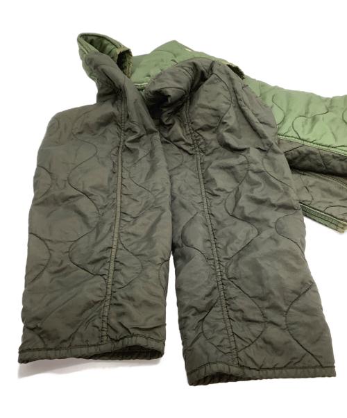OAMC（オーエーエムシー）OAMC (オーエーエムシー) キルティングジャケット　22AW OVERDYED M-65 LINER カーキ サイズ:Mの古着・服飾アイテム
