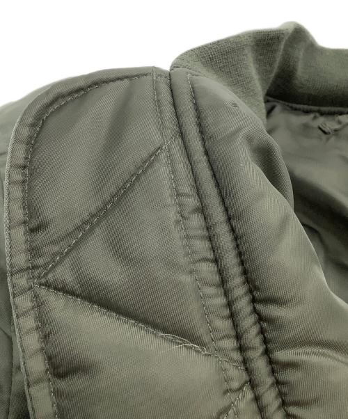ALPHA INDUSTRIES（アルファインダストリーズ）ALPHA INDUSTRIES (アルファインダストリーズ) MA-1ジャケット カーキ サイズ:Mの古着・服飾アイテム
