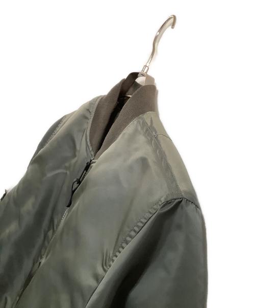 ALPHA INDUSTRIES（アルファインダストリーズ）ALPHA INDUSTRIES (アルファインダストリーズ) MA-1ジャケット カーキ サイズ:Mの古着・服飾アイテム